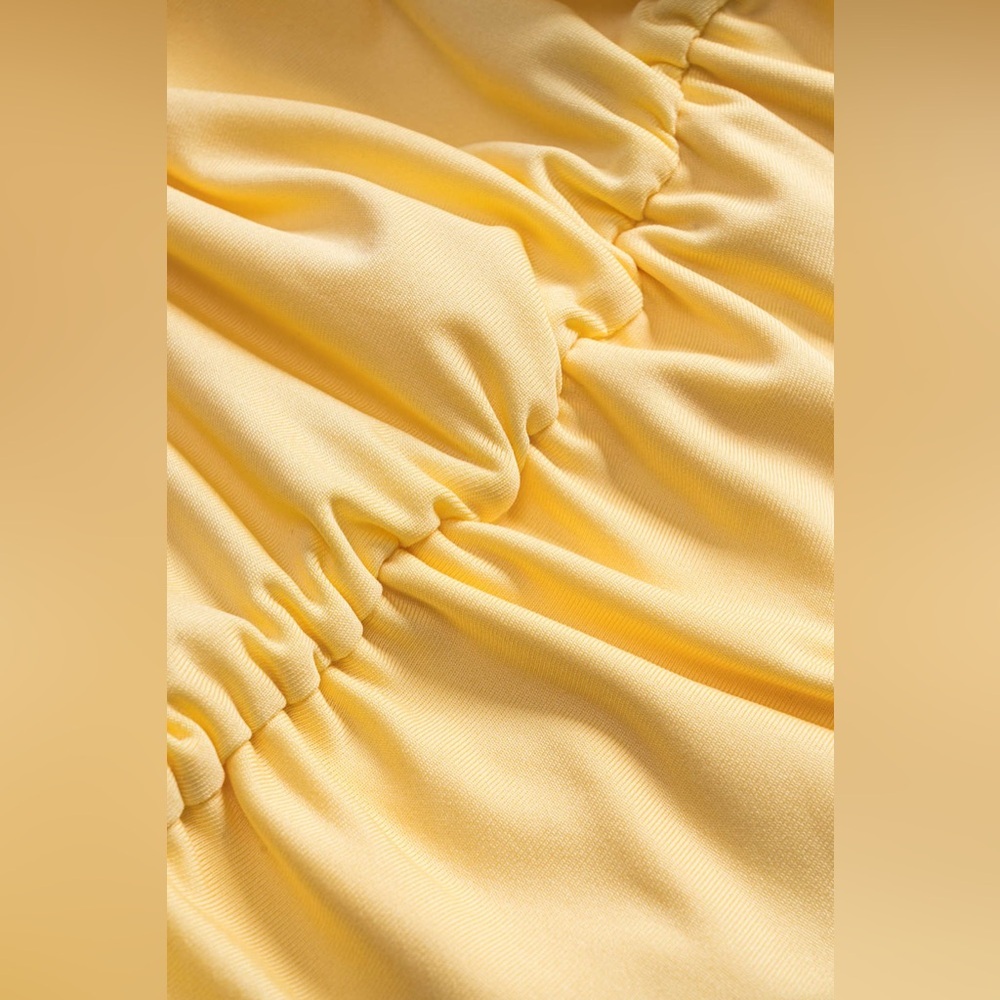 Elegant Yellow Ruched Dress size XS/S more like XS MC7-11 - Picture 4 of 7
